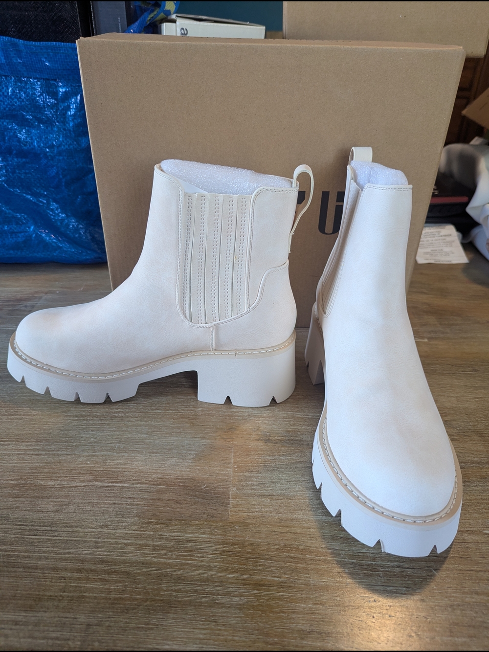 IDIFU Creamy White Chunky Chelsea Booties